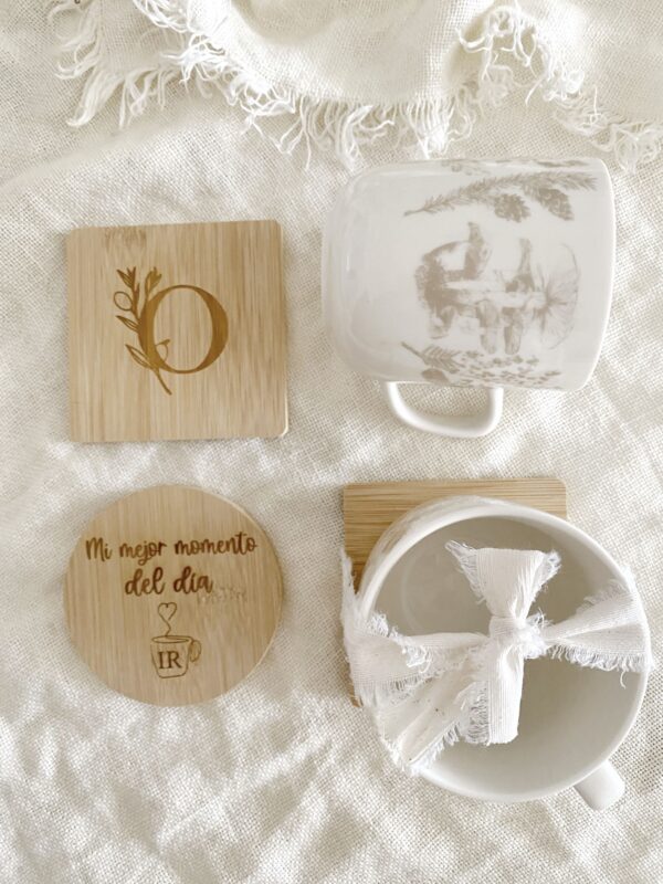 Kit de taza y posavasos personalizados