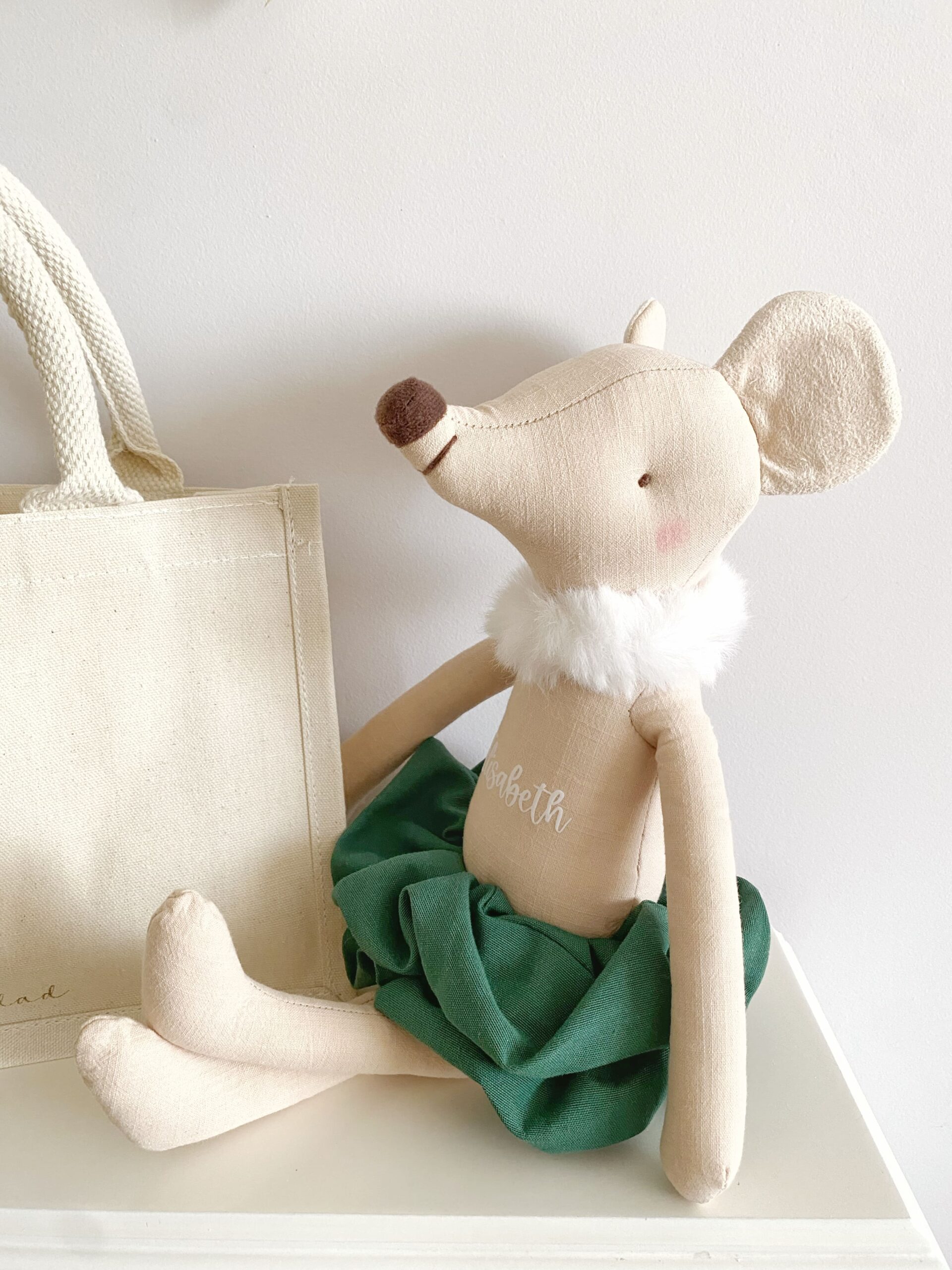 Regalo de Navidad para bebés: ratoncito de trapo en bolsa de tela personalizada con nombre.