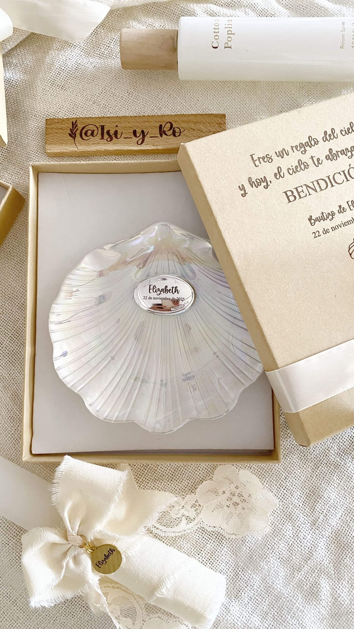 Concha bautismal personalizada incluida en el conjunto de cristianar.