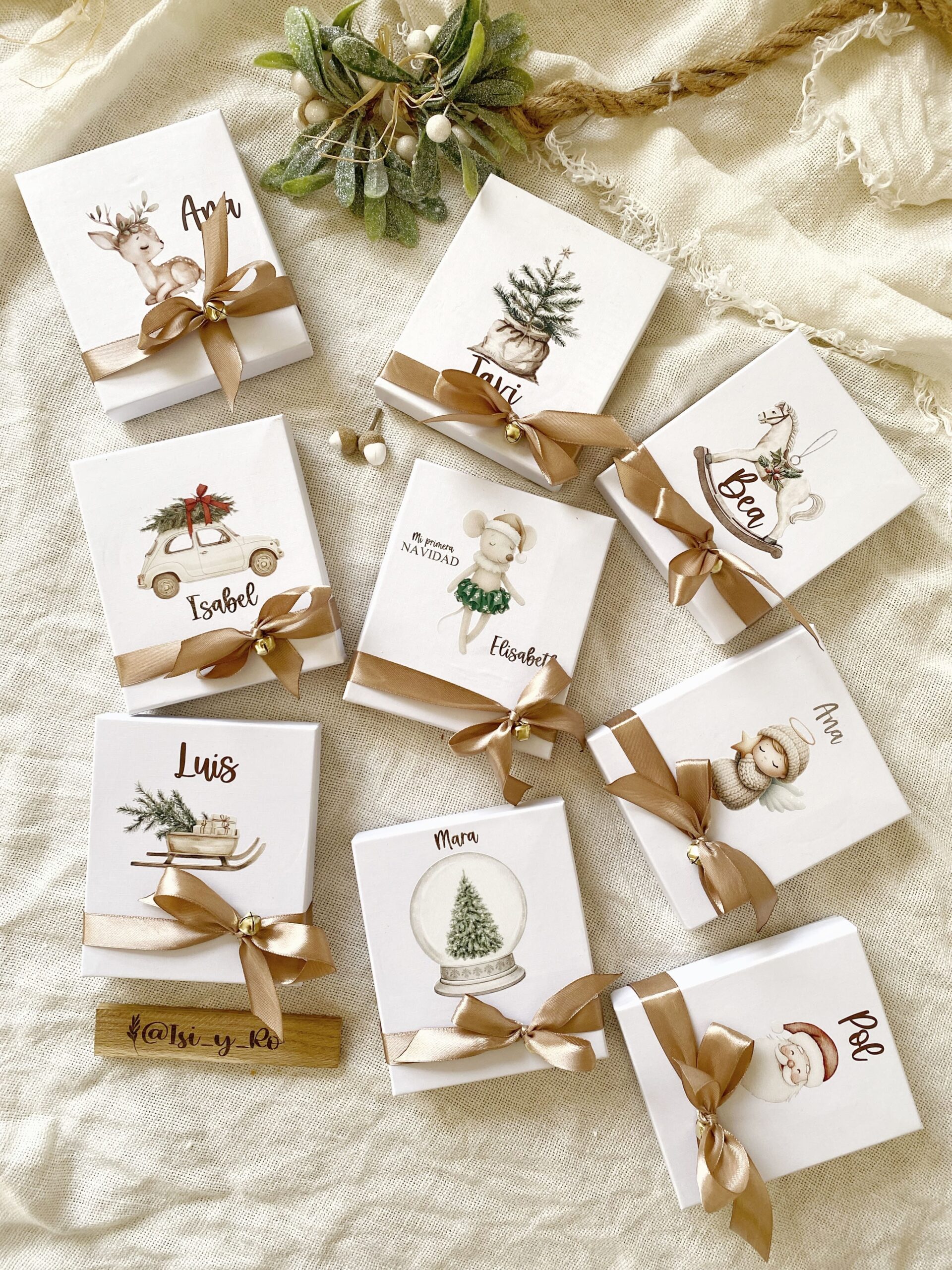 Esfera navideña ilustración infantil