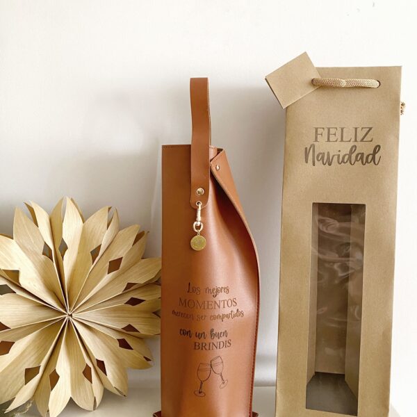 Botellero elegante para vinos con grabado personalizado y packaging de lujo