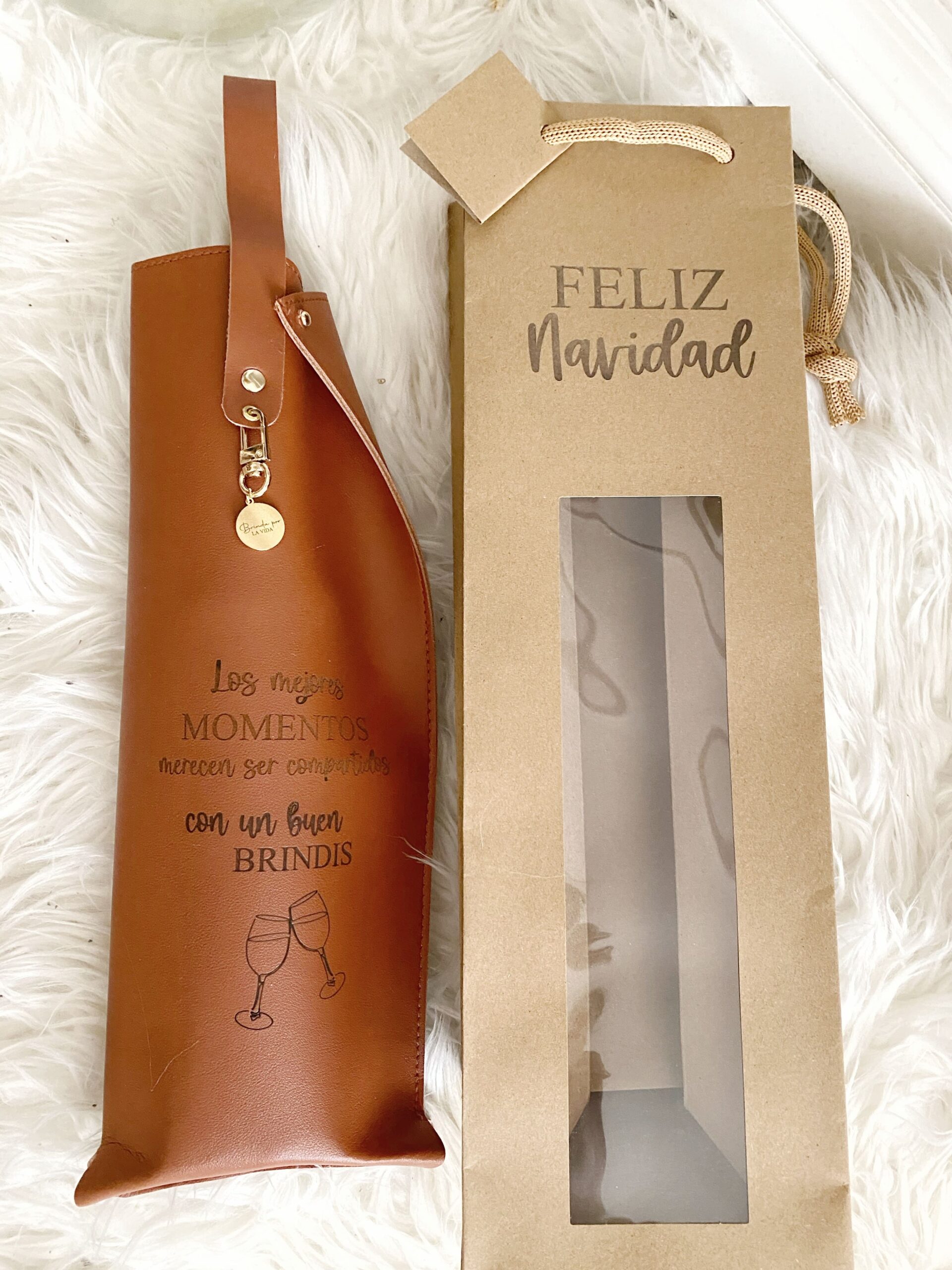 Expositor de botellas personalizado con packaging exclusivo para estas fiestas