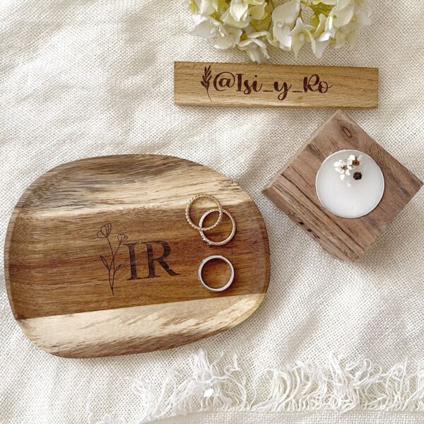 Vaciabolsillos de madera personalizado y portavelas de estilo nórdico para decoración de hogar.